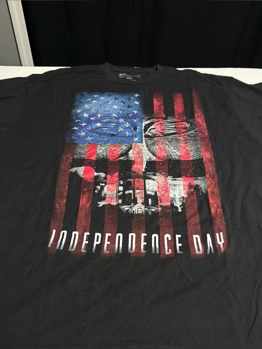 INDEPENDENCE DAY AMERICAN FLAG ALIEN MOVIE POSTER IMAGE BLACK 2XL T-SHIRT